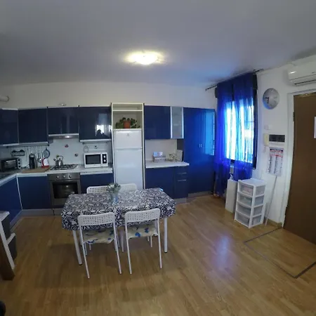 Apartment Via Fratelli Cervi *