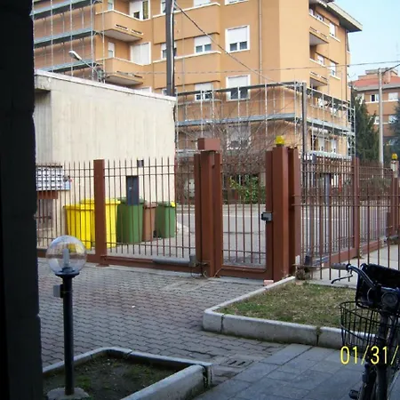 Apartment Via Fratelli Cervi Apartment Saronno